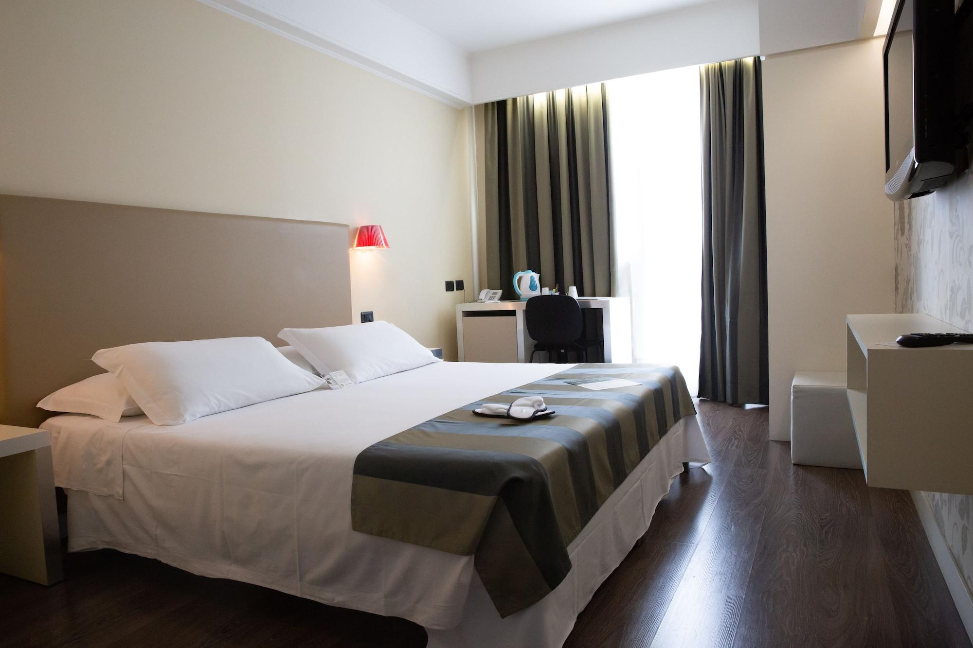 Hotel Roma Tor Vergata Luaran gambar