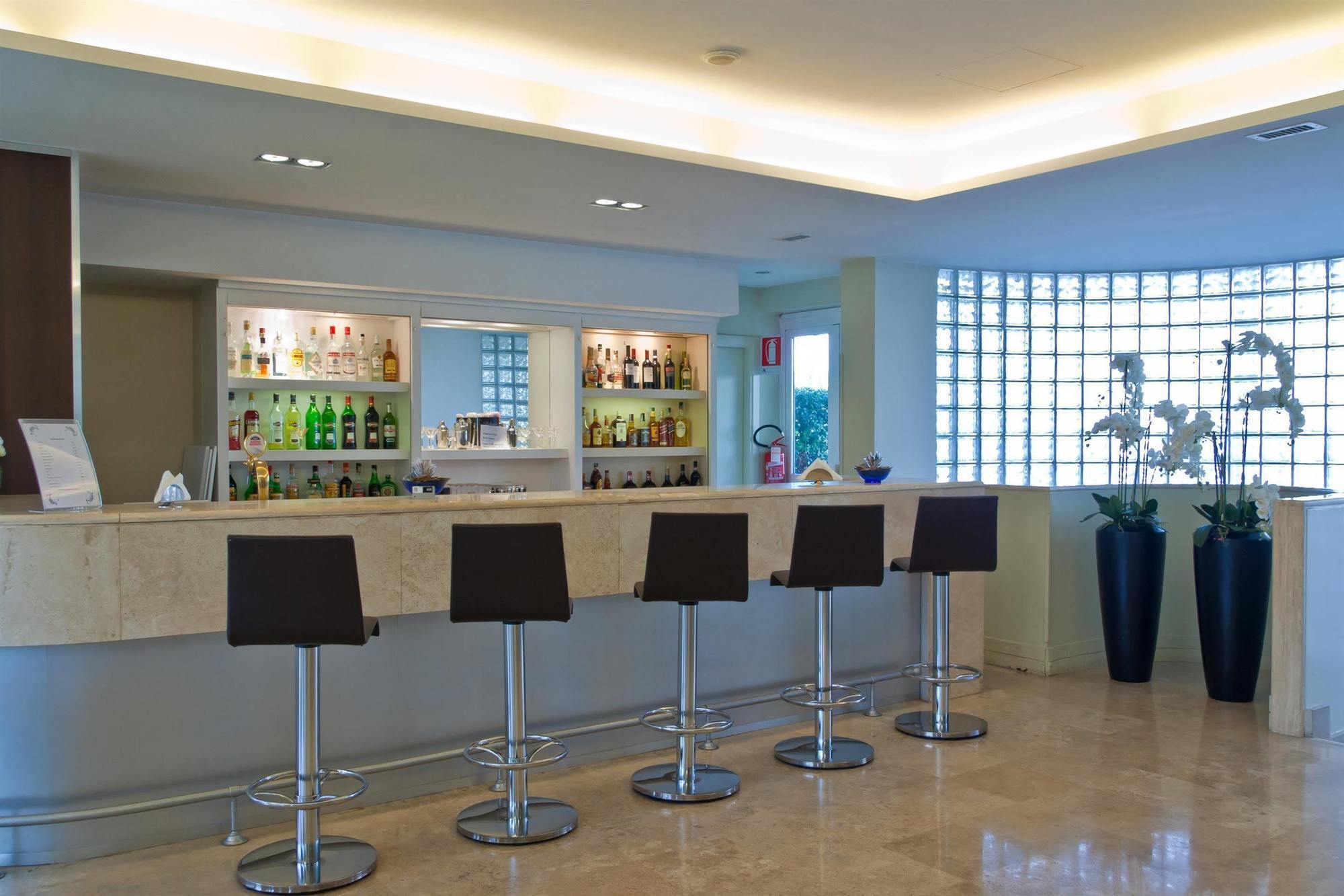 Hotel Roma Tor Vergata Luaran gambar
